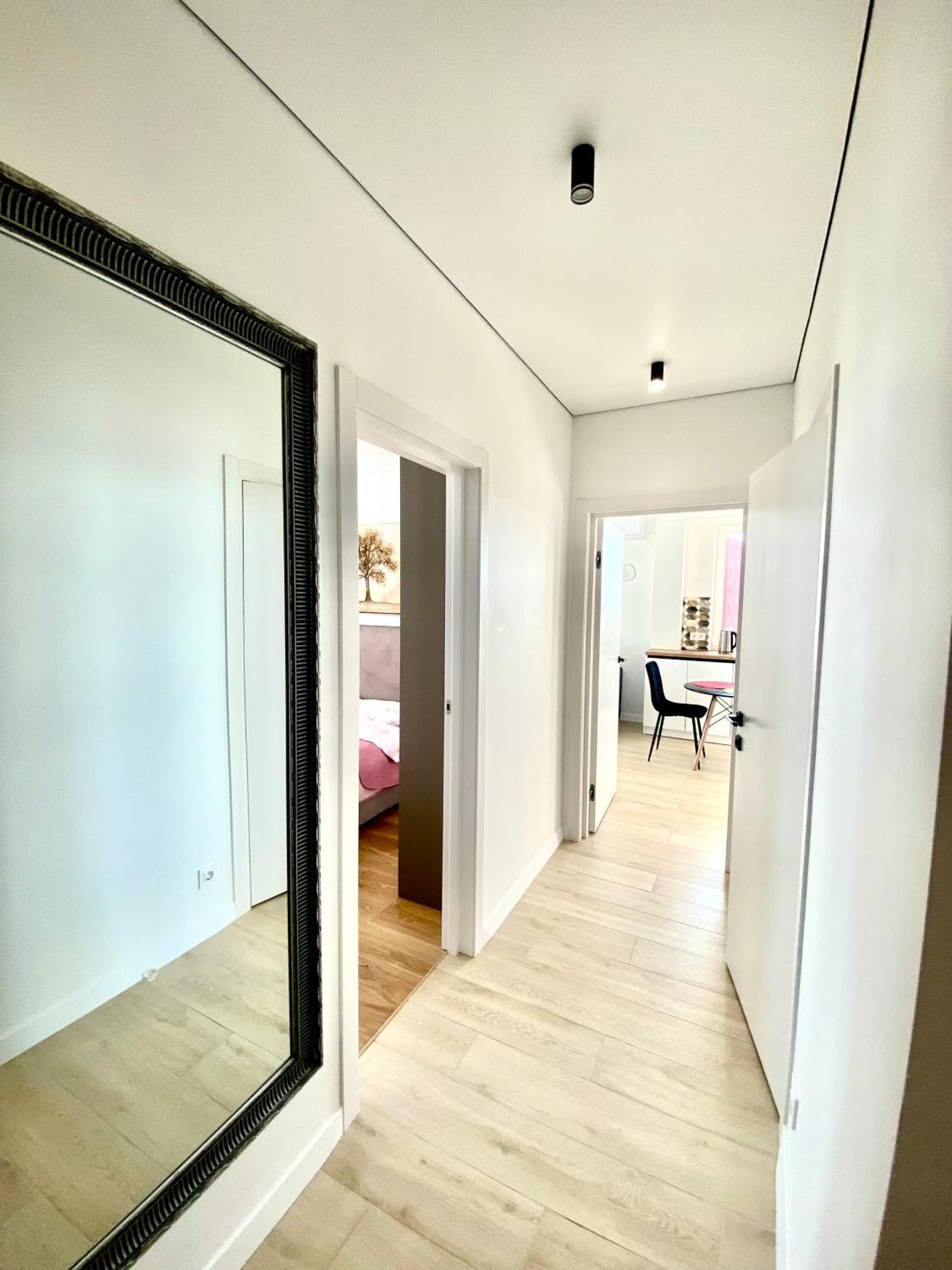 View Apartment Семицвіт リヴィウ エクステリア 写真